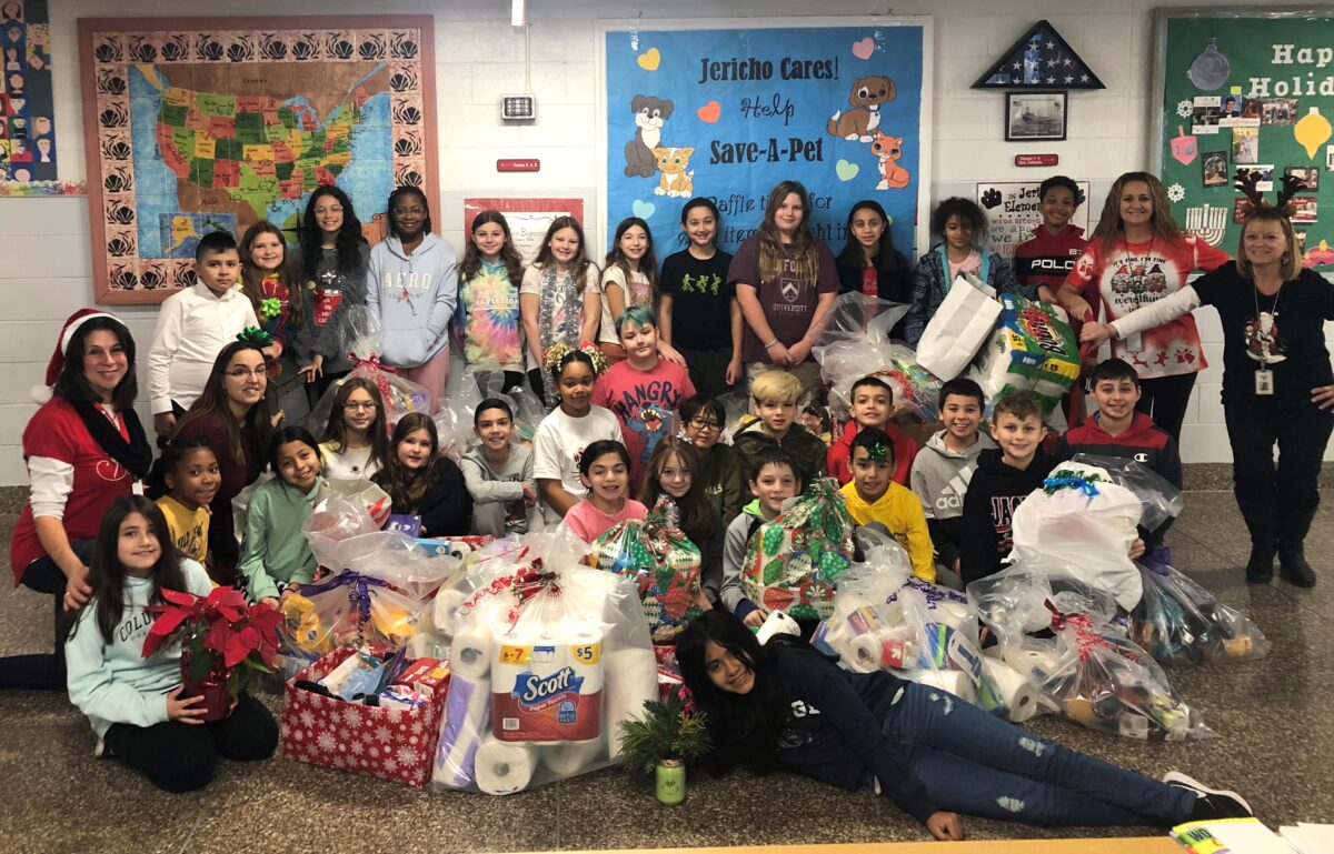 Jericho Elementary School Students Donate to Save-A-Pet Animal Rescue in Port Jefferson Station