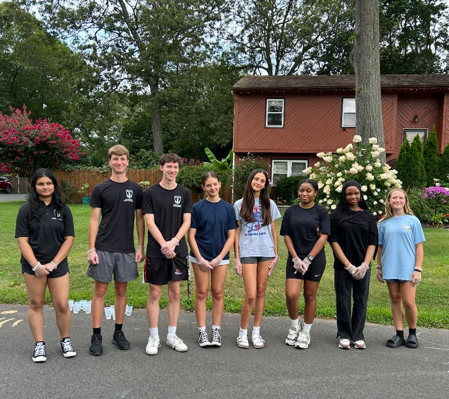 Newfield High School National Honor Society Students Volunteer at 11th Annual “Run the Farm” at Bethel Hobbs Farm